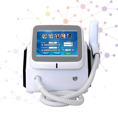Pico Kedua Q Diputar 1064nm Nd YAG Laser Mesin Penghapusan Tato Portable