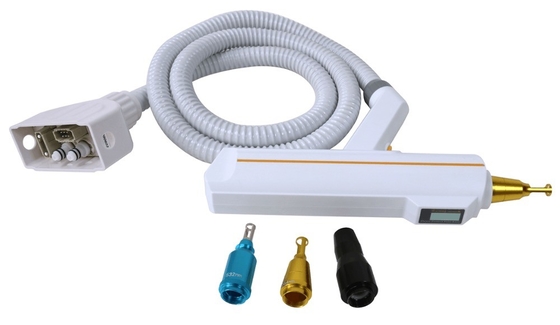 532nm 1064nm 1320nm Q Switch ND Yag Laser Machine Untuk Pemutih Kulit / Lingkaran Hitam