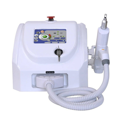 Komersial 3 In 1 Q Switch ND Yag Laser Machine Dengan 8.4 Layar Sentuh