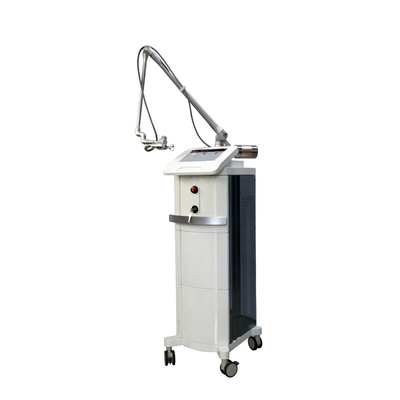 50W Fractional CO2 Laser Vaginal Tightening Machine 10600nm Panjang Gelombang